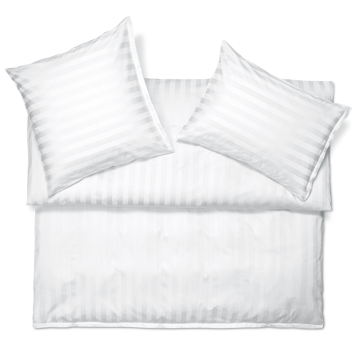 Elegante Bettwäsche Marquise in Weiss Bettwäsche Marquise in reinem Weiss mit dezenten, horizontalen Streifen, perfekt für ein stilvolles und zeitloses Schlafzimmer.