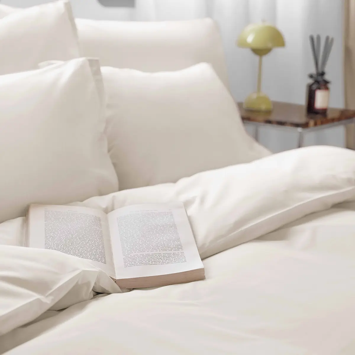 schlossberg-bettwaesche-samos-beige-detail-1200x1200