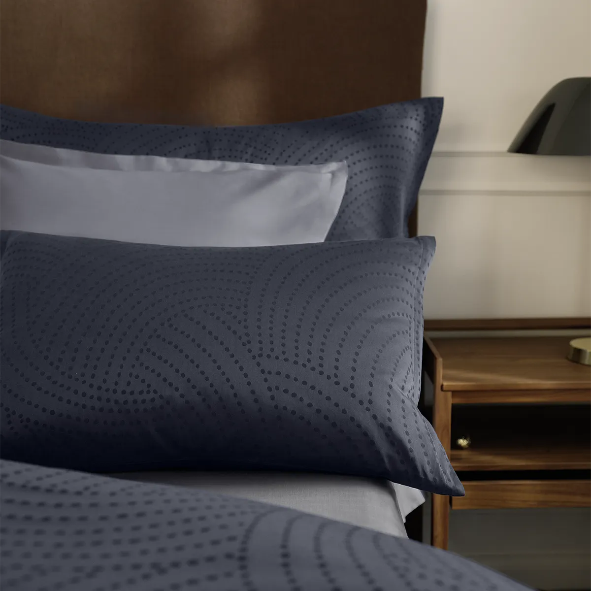 schlossberg-bettwaesche-yael-bleu-bettlinks-1200x1200