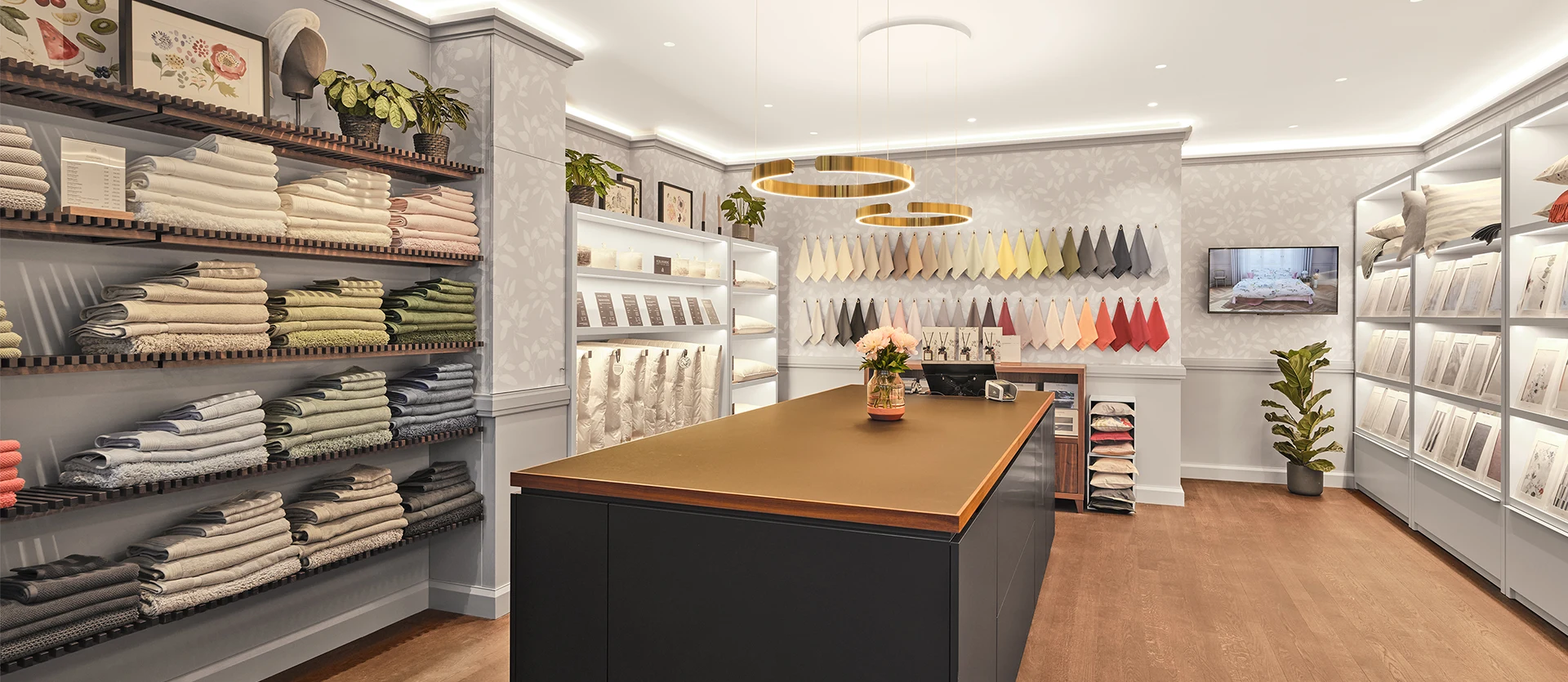 Schlossberg_Boutique_Basel_0064_Innen_1920x835