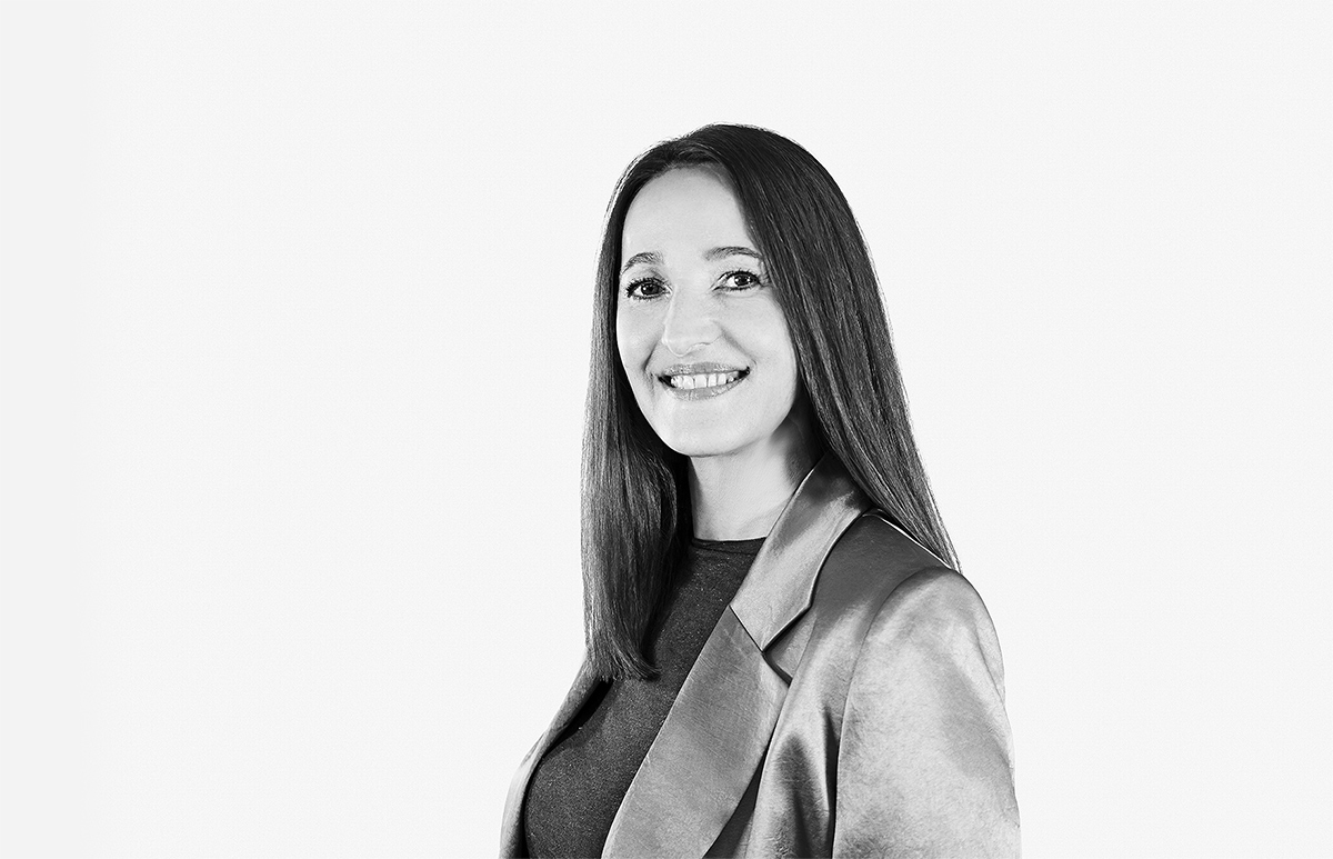 Schlossberg_Portrait_Gordana-Ellmers_00937_RGB_low-res Schlossberg_Portrait_Gordana-Ellmers_00937_RGB_low-res