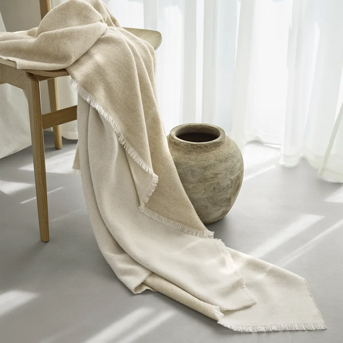 schlossberg-plaid-dina-beige-stuhl-1200x1200 schlossberg-plaid-dina-beige-stuhl-1200x1200