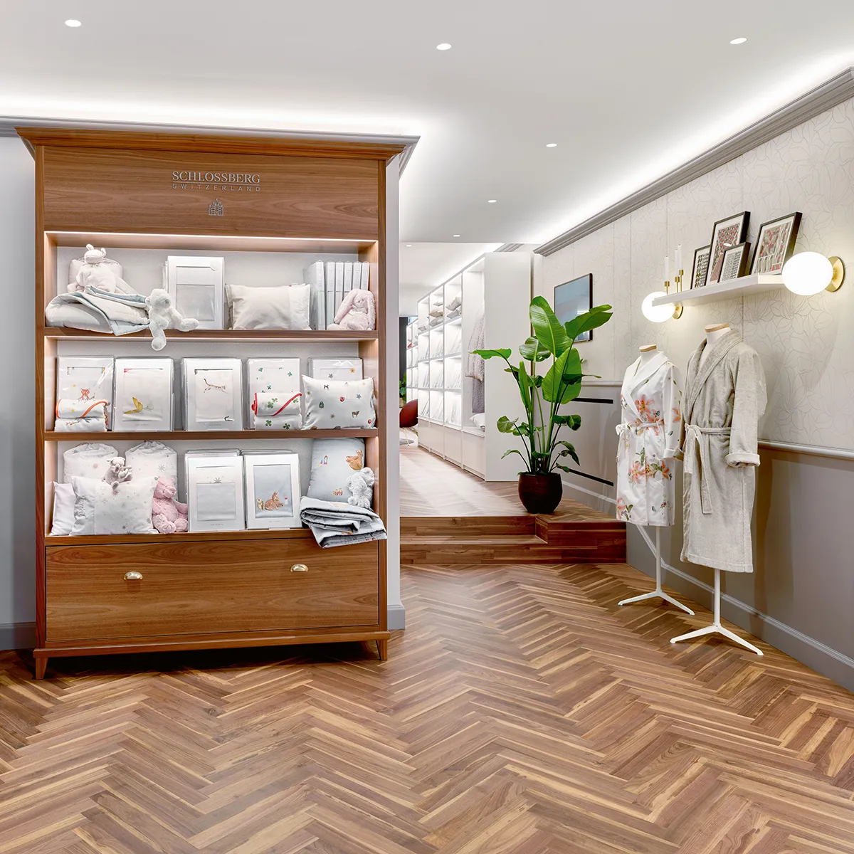 Schlossberg_Boutique_Zurich_Raum 1_1200x1200