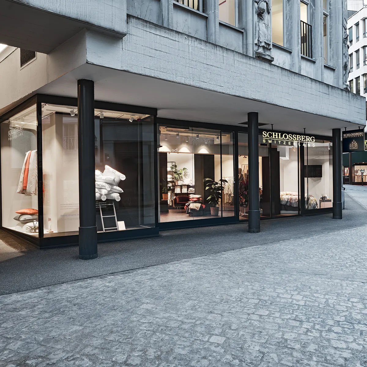 Schlossberg-Boutique-St.Gallen-Aussenansicht 2-1200x1200