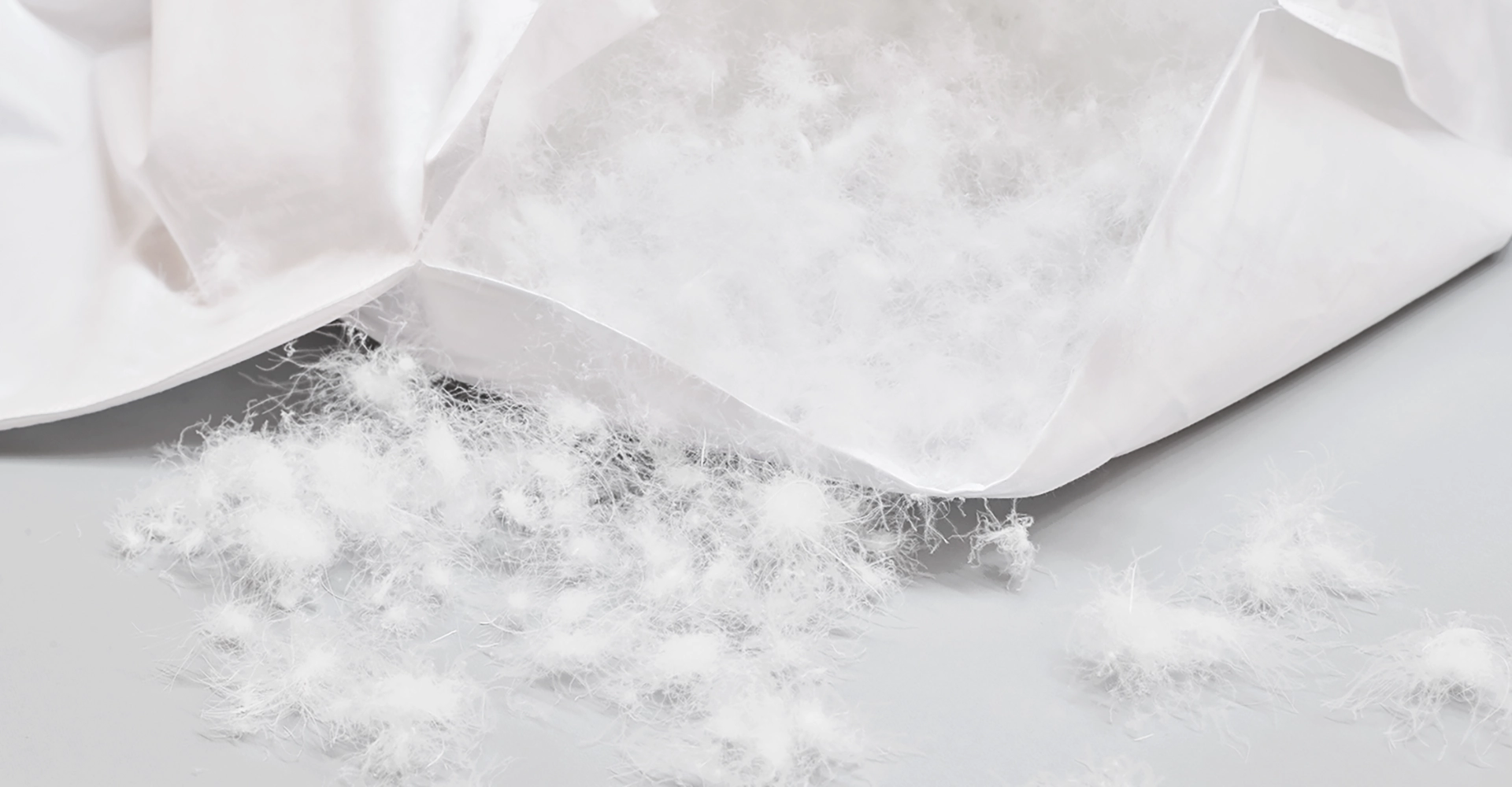 Schlossberg-Bettdecken-Kissen-Daunen-1920x1000