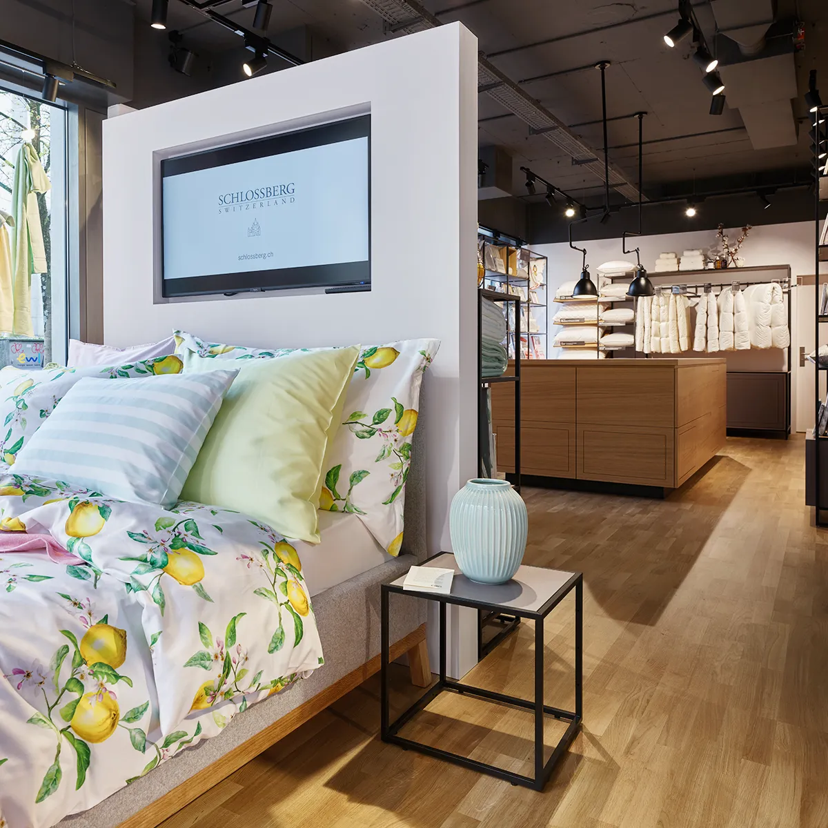 Schlossberg-Boutique-Luzern-hero-1200x1200 Schlossberg-Boutique-Luzern-hero-1200x1200